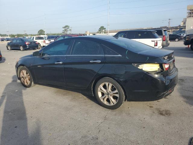 5NPEC4AC0DH576385 - 2013 HYUNDAI SONATA SE BLACK photo 2