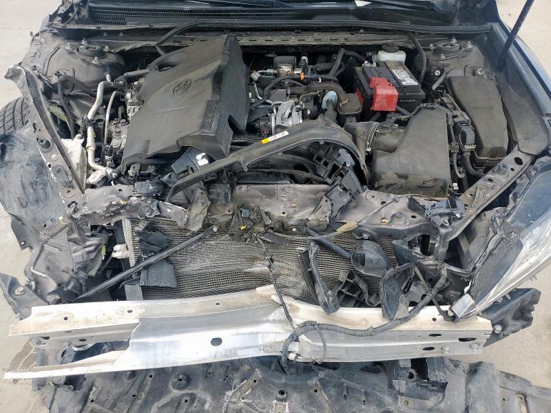 4T1F11AK8LU935210 - 2020 TOYOTA CAMRY XLE ნაცრისფერი ფოტო 11