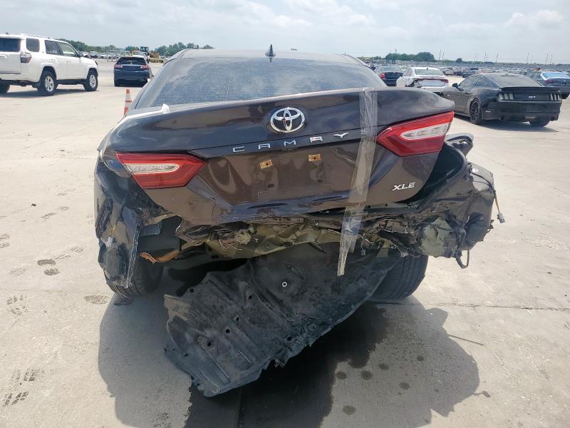 4T1F11AK8LU935210 - 2020 TOYOTA CAMRY XLE ნაცრისფერი ფოტო 6