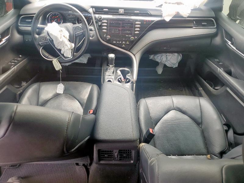 4T1F11AK8LU935210 - 2020 TOYOTA CAMRY XLE ნაცრისფერი ფოტო 8