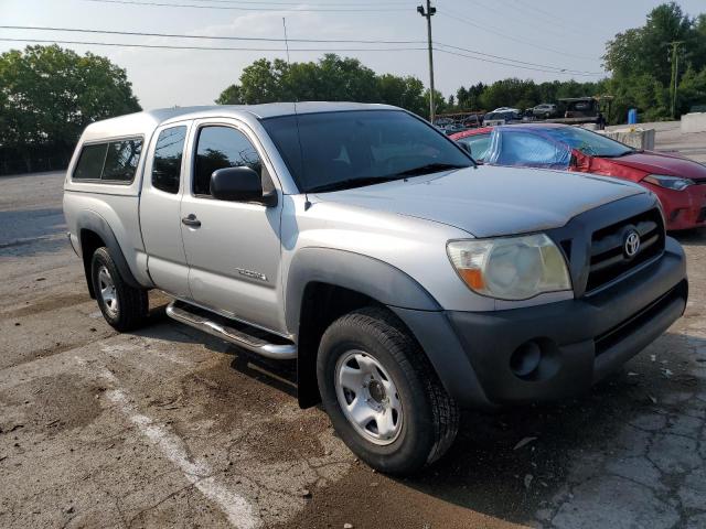5TETX62NX8Z507519 - 2008 TOYOTA TACOMA PRERUNNER ACCESS CAB SILVER photo 4