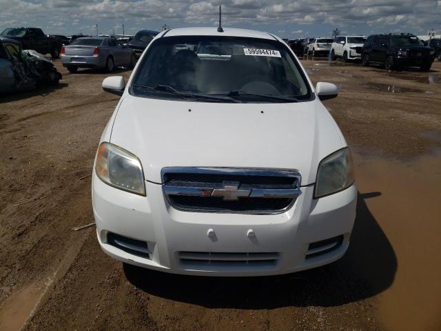 KL1TD56E99B401749 - 2009 CHEVROLET AVEO LS WHITE photo 5