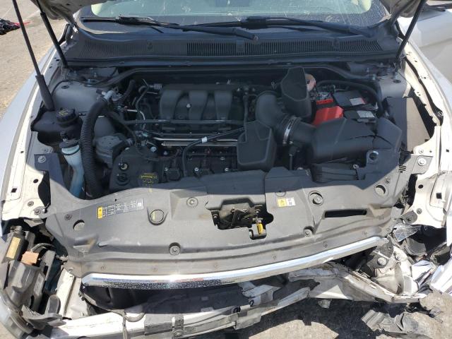 1FAHP2D87EG105374 - 2014 FORD TAURUS SE SILVER photo 11