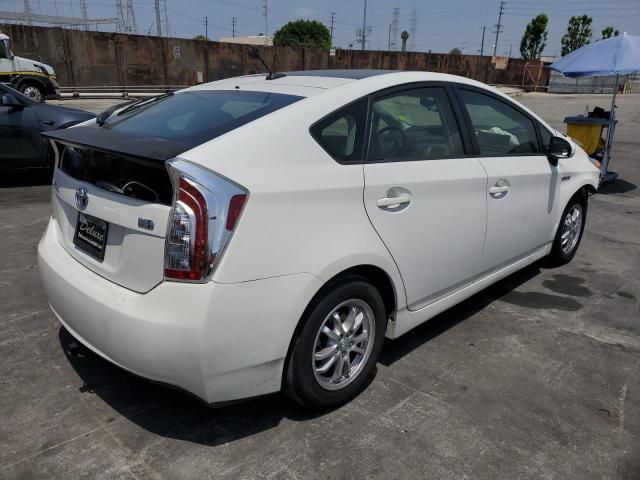 JTDKN3DU2D5664768 - 2013 TOYOTA PRIUS WHITE photo 3