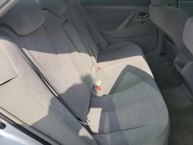 4T1BF3EK6AU030757 - 2010 TOYOTA CAMRY BASE SILVER photo 10