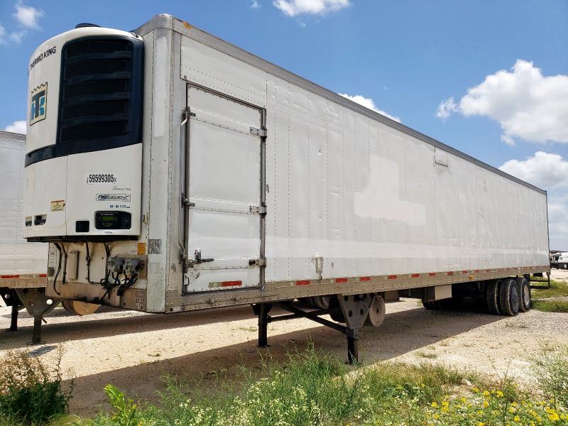 1UYVS2533DU510518 - 2013 UTILITY VS2RA WHITE photo 2