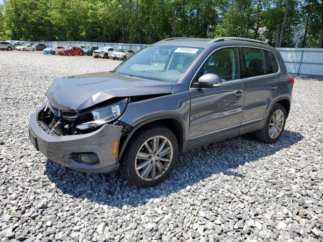 2014 VOLKSWAGEN TIGUAN S, null