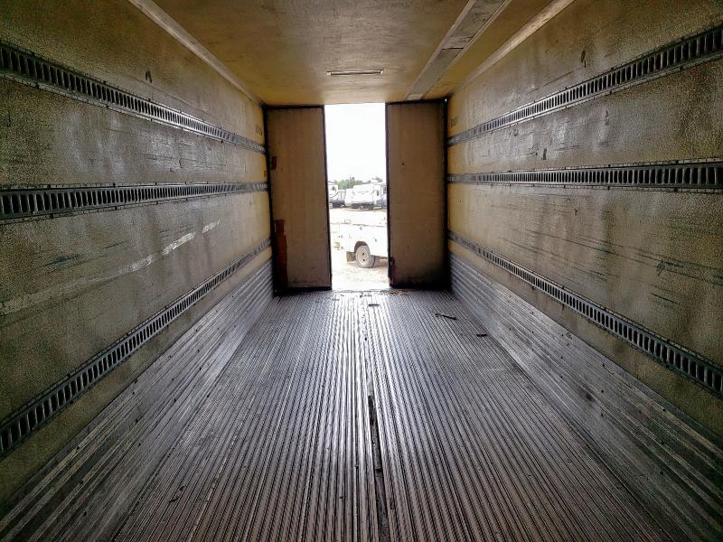 1UYVS253XDM510354 - 2013 UTILITY VS2RA Ақ фото 6