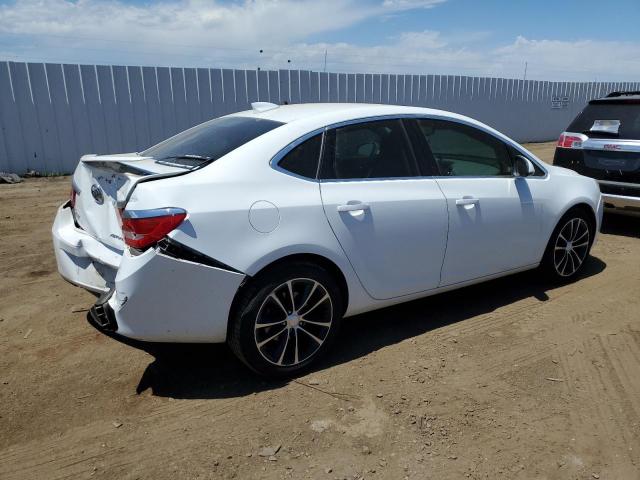 1G4PW5SKXG4172706 - 2016 BUICK VERANO SPORT TOURING WHITE photo 3