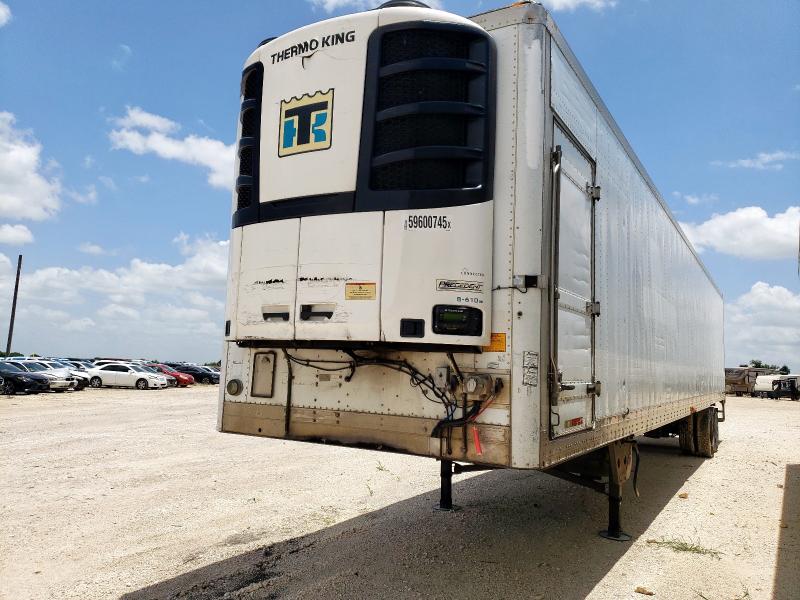 1UYVS25349U645336 - 2009 UTILITY VS2RA WHITE photo 2