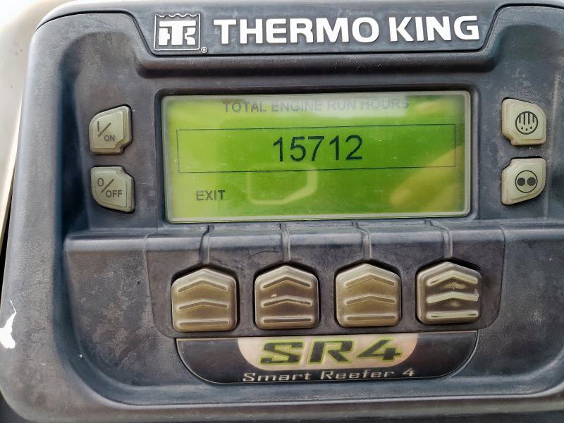 1UYVS25349U645336 - 2009 UTILITY VS2RA WHITE photo 8