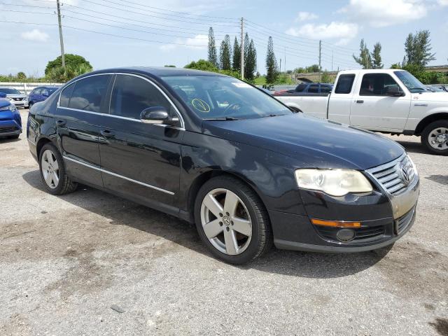 WVWAK73C07P122212 - 2007 VOLKSWAGEN PASSAT 2.0T BLACK photo 4