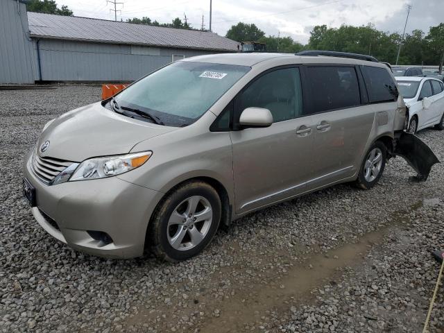 2017 TOYOTA SIENNA LE, 