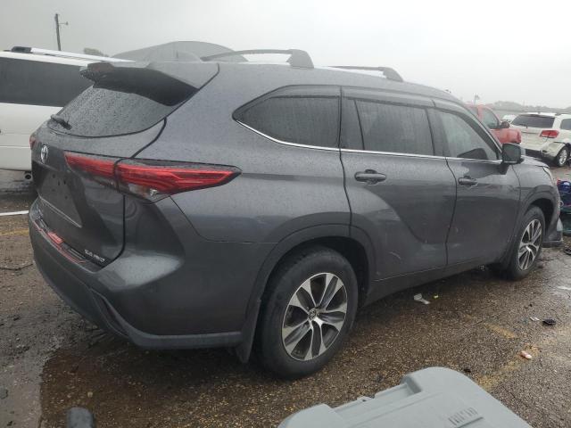 5TDHZRBH6LS518647 - 2020 TOYOTA HIGHLANDER XLE GRAY photo 3