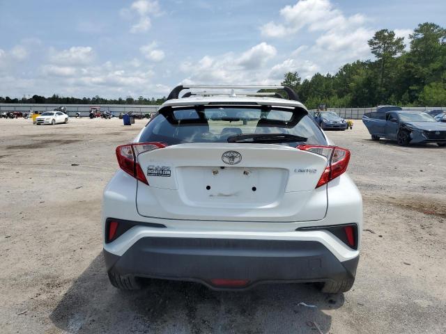 NMTKHMBXXLR118639 - 2020 TOYOTA C-HR XLE WHITE photo 6