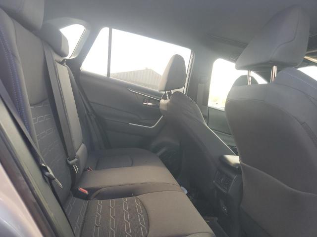 JTM16RFV9PD102944 - 2023 TOYOTA RAV4 SE SILVER photo 11