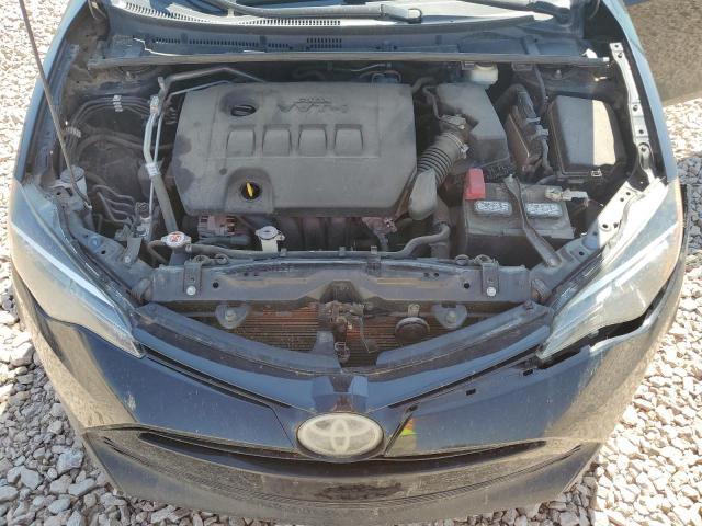 2T1BURHE1JC073046 - 2018 TOYOTA COROLLA L Siyah fotoğraf 11