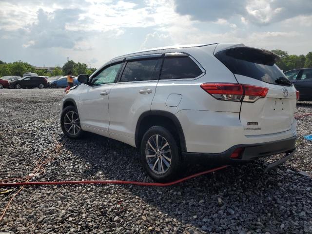 5TDKZRFH6JS272650 - 2018 TOYOTA HIGHLANDER SE Білий фото 2