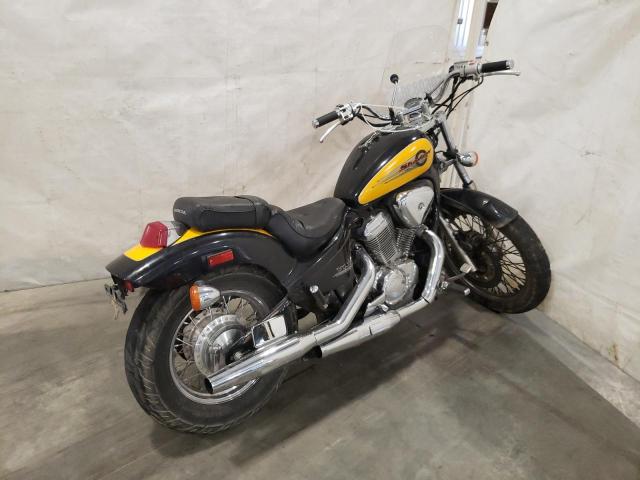 JH2PC2132VM403785 - 1997 HONDA VT600 CD YELLOW photo 4