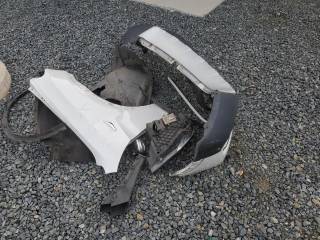 5UXWY3C57F0E97845 - 2015 BMW X3 XDRIVE28D Белый фото 13