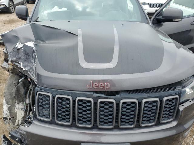 1C4RJFLGXHC610241 - 2017 JEEP GRAND CHER TRAILHAWK ნაცრისფერი ფოტო 12