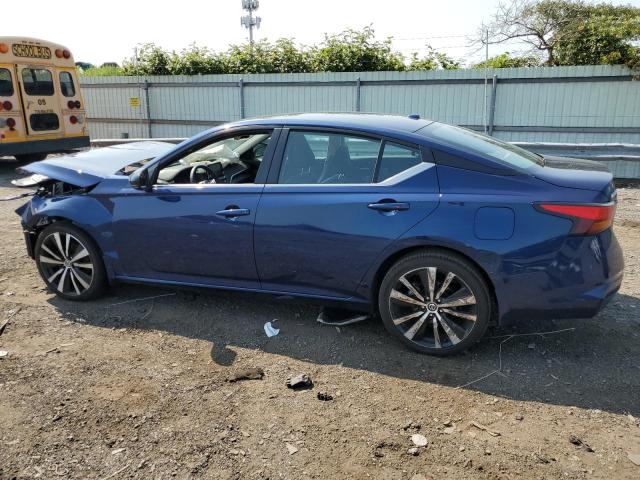 1N4BL4CW9MN388318 - 2021 NISSAN ALTIMA SR BLUE photo 2