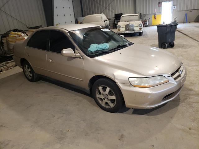 1HGCG6695YA134043 - 2000 HONDA ACCORD SE TAN photo 4