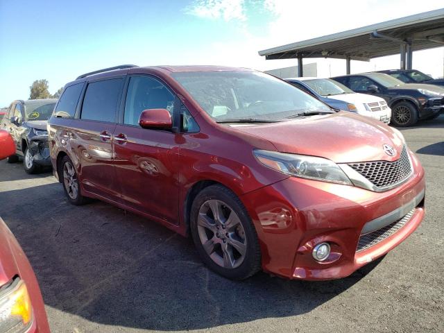 5TDXK3DC1GS750237 - 2016 TOYOTA SIENNA SE RED photo 4