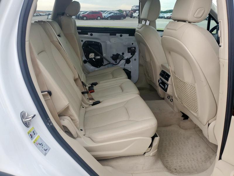 WA1VAAF73JD050330 - 2018 AUDI Q7 PRESTIGE WHITE photo 10