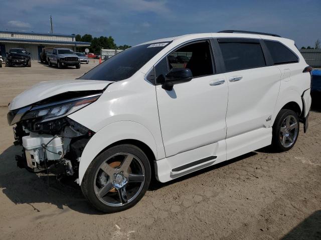 2023 TOYOTA SIENNA XSE, 