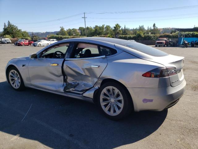 5YJSA1E25JF281706 - 2018 TESLA MODEL S Gümüş foto 2