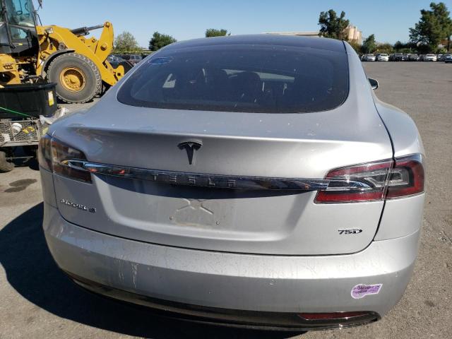 5YJSA1E25JF281706 - 2018 TESLA MODEL S Gümüş foto 6