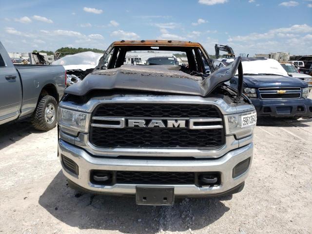 3C63RRGL8KG708526 - 2019 RAM 3500 TRADESMAN GRAY photo 5