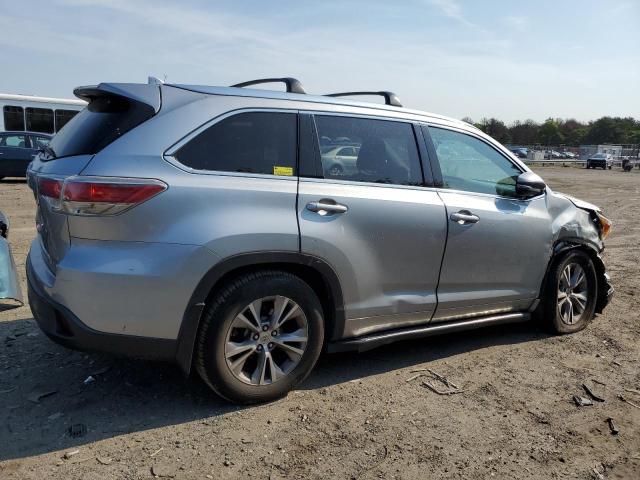 5TDJKRFH3FS114077 - 2015 TOYOTA HIGHLANDER XLE SILVER photo 3
