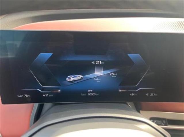 WB523CF08SCS84595 - 2025 BMW IX XDRIVE50 WHITE photo 8