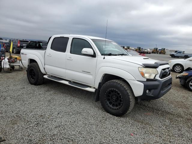 3TMJU4GNXFM193555 - 2015 TOYOTA TACOMA DOUBLE CAB PRERUNNER WHITE photo 4