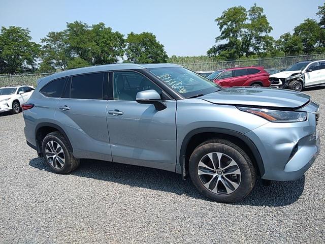 5TDGZRBH1MS117553 - 2021 TOYOTA HIGHLANDER XLE Mavi foto 2