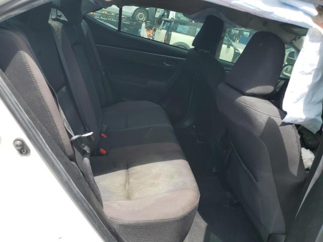 5YFBURHE6KP945688 - 2019 TOYOTA COROLLA L WHITE photo 10