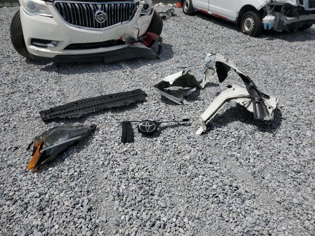 5YFBURHE6KP945688 - 2019 TOYOTA COROLLA L WHITE photo 12