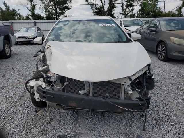 5YFBURHE6KP945688 - 2019 TOYOTA COROLLA L WHITE photo 5