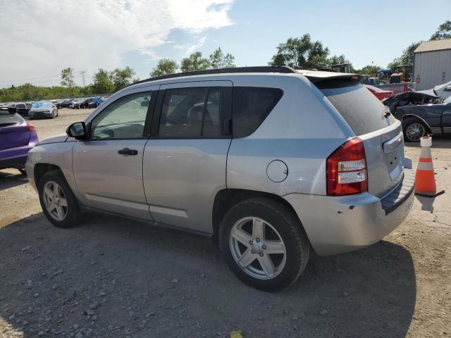 1J8FT47W07D107130 - 2007 JEEP COMPASS SILVER photo 2