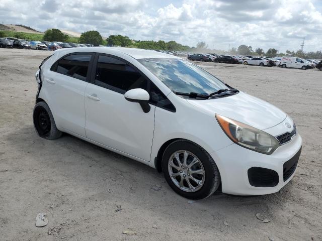 KNADN5A30D6139196 - 2013 KIA RIO EX WHITE photo 4