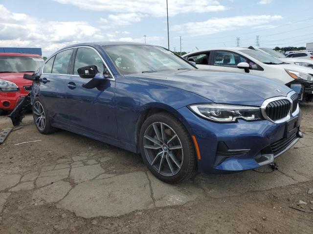 3MW5R7J01M8B58214 - 2021 BMW 330XI BLUE photo 4