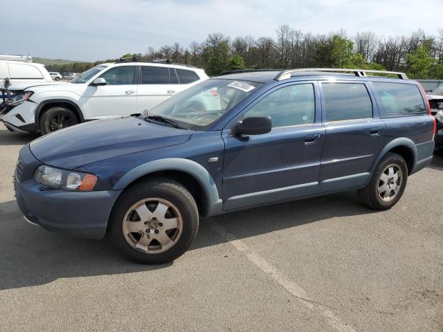 2004 VOLVO XC70, 