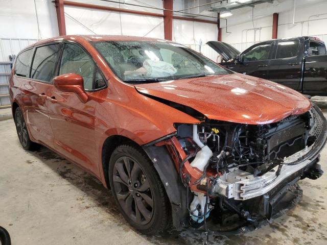 2C4RC1FG8JR316181 - 2018 CHRYSLER PACIFICA TOURING PLUS ORANGE photo 4