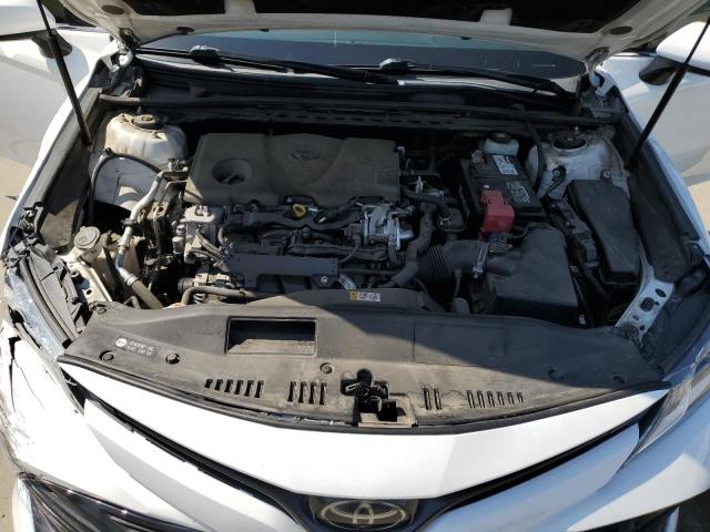 JTNB11HK8J3070987 - 2018 TOYOTA CAMRY L Ақ фото 11