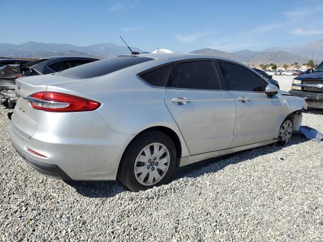 3FA6P0G76KR135002 - 2019 FORD FUSION S SILVER photo 3