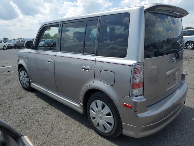 JTLKT324664060890 - 2006 TOYOTA SCION XB GRAY photo 2