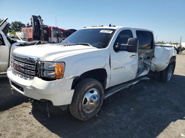 2013 GMC SIERRA K3500 DENALI, 