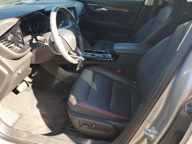 LRBFZNR45PD034830 - 2023 BUICK ENVISION ESSENCE Gümüş foto 7